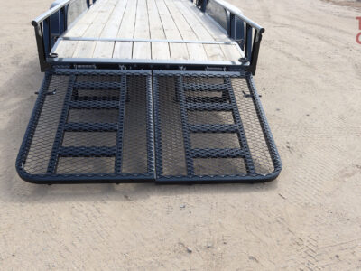 25 Rawmaxx UTX1677BP7K 77″X16′ Rail Side Utility