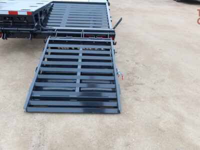 26 Hillcrest 176205SBMR 8.5’X20’+5′ Bumper Pull Deckover