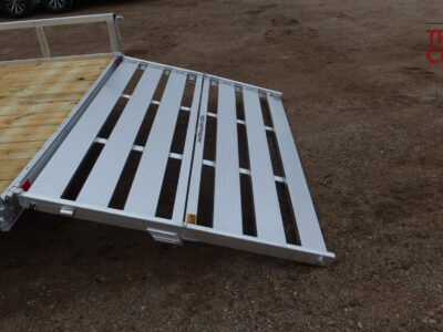 26 H&H H8214RSA-030 82″X14′ Aluminum rail side utility