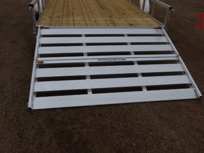 26 H&H H8214RSA-030 82″X14′ Aluminum rail side utility