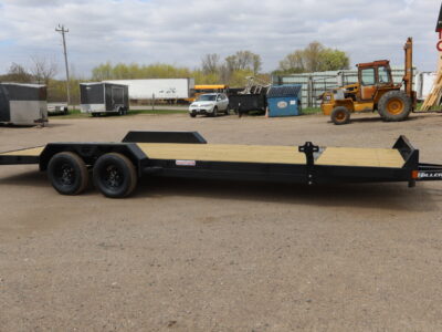 26 Hillcrest 7222SC2B 82″X22’+2′ Car Hauler
