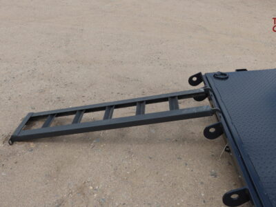 26 Hillcrest 7222SC2B 82″X22’+2′ Car Hauler