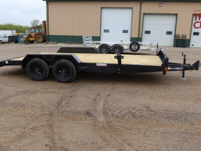 26 Hillcrest 7162SC2B 82″X16’+2′ Car Hauler