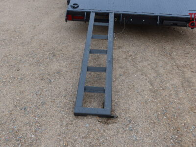 26 Hillcrest 7162SC2B 82″X16’+2′ Car Hauler