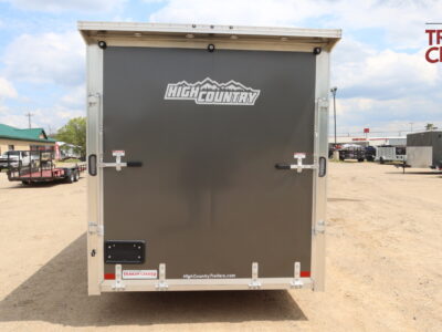 25 Xpress 7’X16′ Aluminum Enclosed