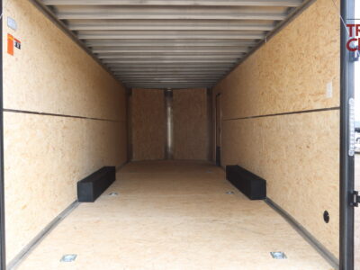 26 H&H H10124FTCHV-140 8.5’X24′ Enclosed