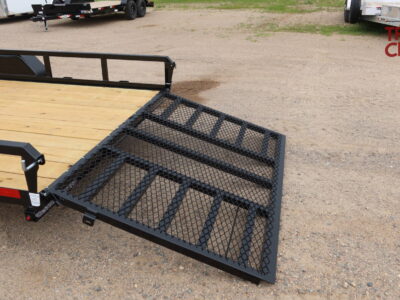 26 H&H H-RS8220-070 82″X20′ Rail Side Utility