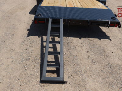 26 Hillcrest 7202SC2B 82″X20’+2′ Car Hauler