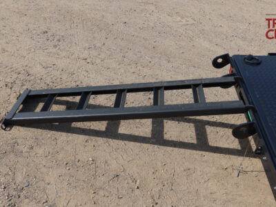 26 Hillcrest 10182SC 82″X18’+2′ Car Hauler