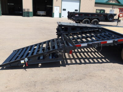 26 Hillcrest 154165SBMR 8.5’X16’+5′-21′ Deckover