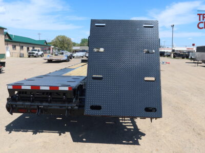 26 HIllcrest 154205SBMR 8.5’X20’+5′ Deckover Bumper Pul