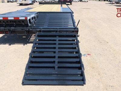 26 HIllcrest 154205SBMR 8.5’X20’+5′ Deckover Bumper Pul