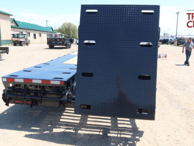 26 HIllcrest 154205SBMR 8.5’X20’+5′ Deckover Bumper Pul