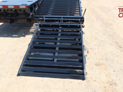26 HIllcrest 154205SBMR 8.5’X20’+5′ Deckover Bumper Pul