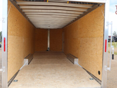 26 Xpress XPRESS8.5X24CH-XLT-P 8.5’X24′ Enclosed