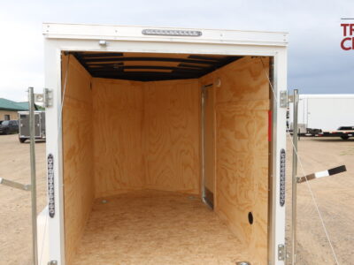 26 Darkhorse DHW5X8SA30 5’X8′ Enclosed