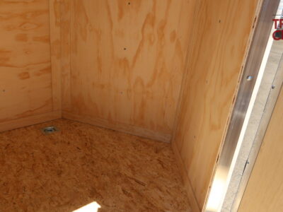 26 Darkhorse DHW5X8SA30 5’X8′ Enclosed