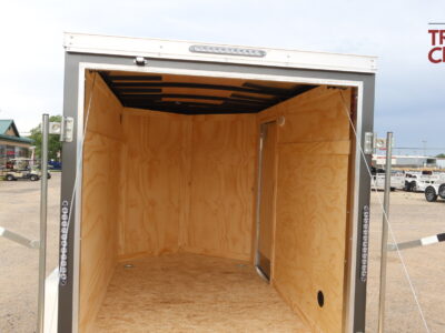 26 Darkhorse DHW5X8SA30 5’X8′ Enclosed