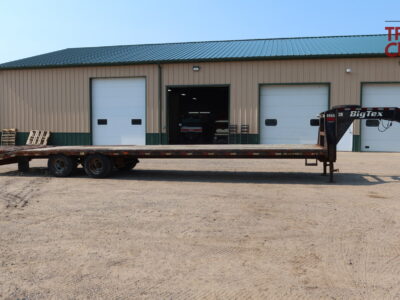 17 Big Tex 8.5’X30’+5′ Deckover Gooseneck