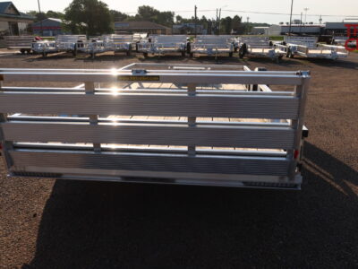 20 H&H H8214RSA-030 82″X14′ Aluminum Rail Side Utility