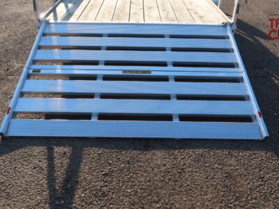 20 H&H H8214RSA-030 82″X14′ Aluminum Rail Side Utility