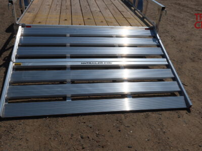 26 H&H H8214RSA-030 82″X14′ Aluminum Rail Side Utility