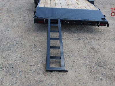 27 Hillcrest 10222SC 82″X22’+2’=24′ Car Hauler