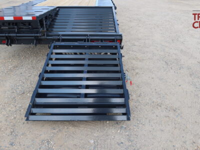 27 Hillcrest 176205SBMF 8.5’X20’+5’=25′ Deckover