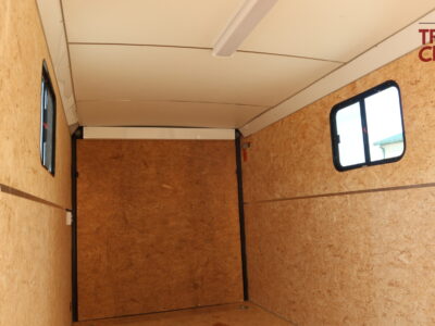 23 H&H H8420TFTV-070 7’X20′ Enclosed