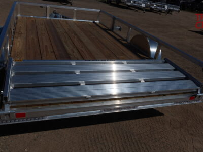 26 H&H H8214RSA-030 82″X12′ Aluminum Rail Side Utility