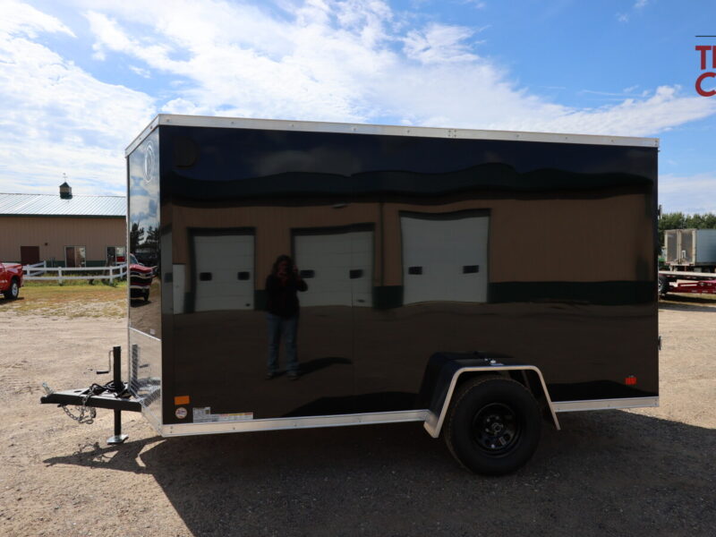 27 Darkhorse DHW6X12SA30 6’X12′ Enclosed