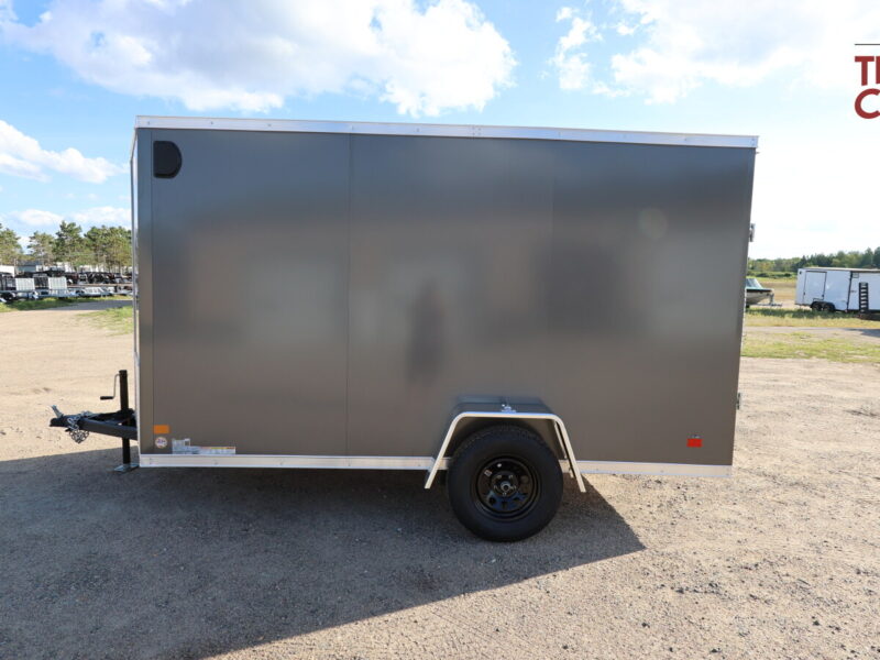 27 Darkhorse DHW6X12SA30 6’X12′ Enclosed