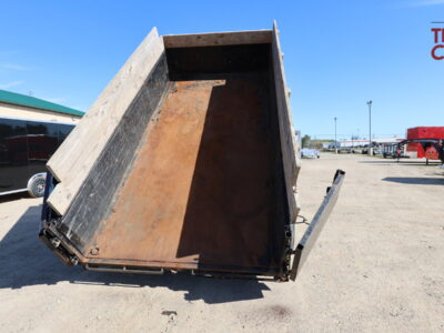 21 Big Tex 14GX-14BK6SIRPD 83″X14′ Gooseneck Dump