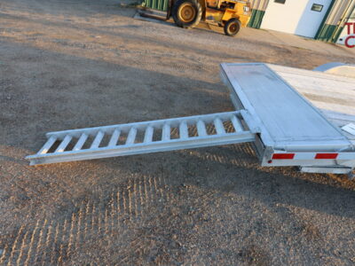 23 H&H H8220HDAD-100 82″X18’+2′ Car Hauler