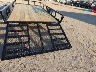 2027 H&H H-RS8214-030 82″X14′ Rail Side Utility