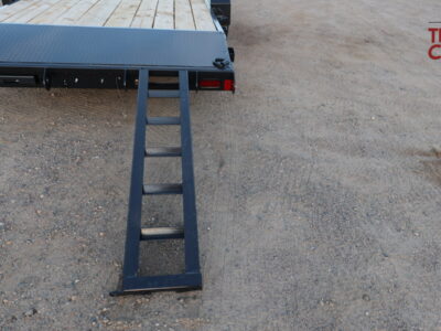 27 Hillcrest 7222SC2B 82″X22’+2′ Car Hauler