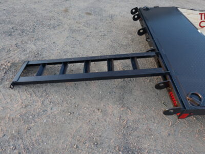 27 Hillcrest 7202SC2B 82″X20’+2′ Car Hauler