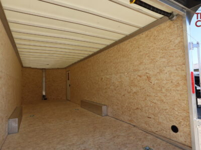 27 High Country/Xpress XPRES8.5X24-CH 8.5’X24′ Enclosed