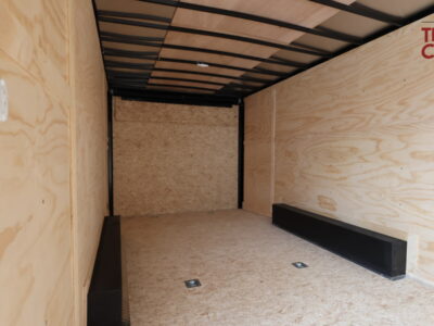27 Darkhorse DHWY8.5X20TA52 8.5’X20′ Enclosed