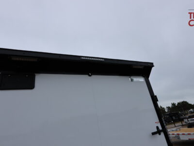 27 Darkhorse DHWY8.5X20TA52 8.5’X20′ Enclosed