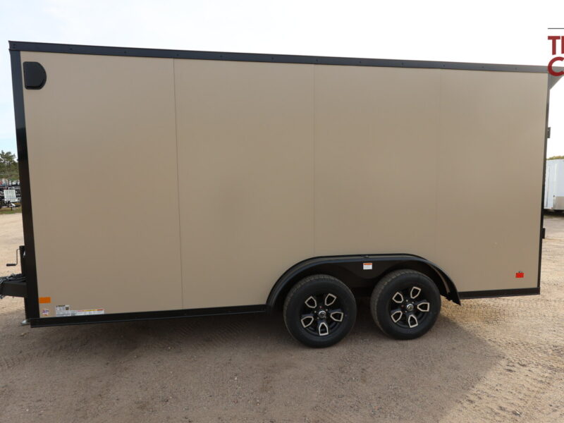 27 Darkhorse Cargo DHW7.5X16TA35 7.5’X16′ Enclosed